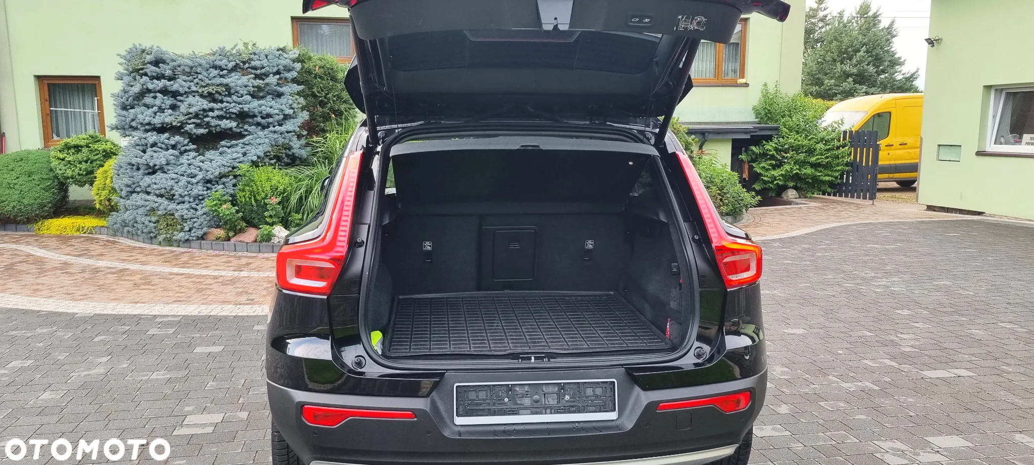 Volvo XC 40 D3 Momentum Pro - 15