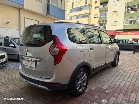 Dacia Lodgy 1.5 dCi Stepway 7L - 4