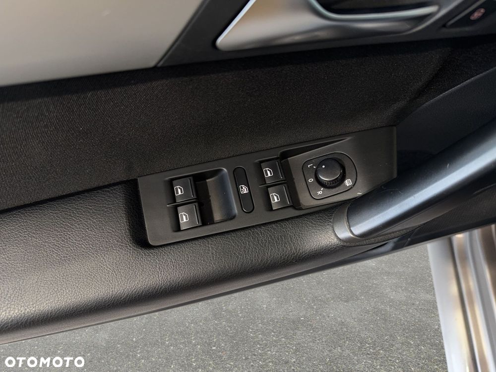 Volkswagen Passat Variant - 21