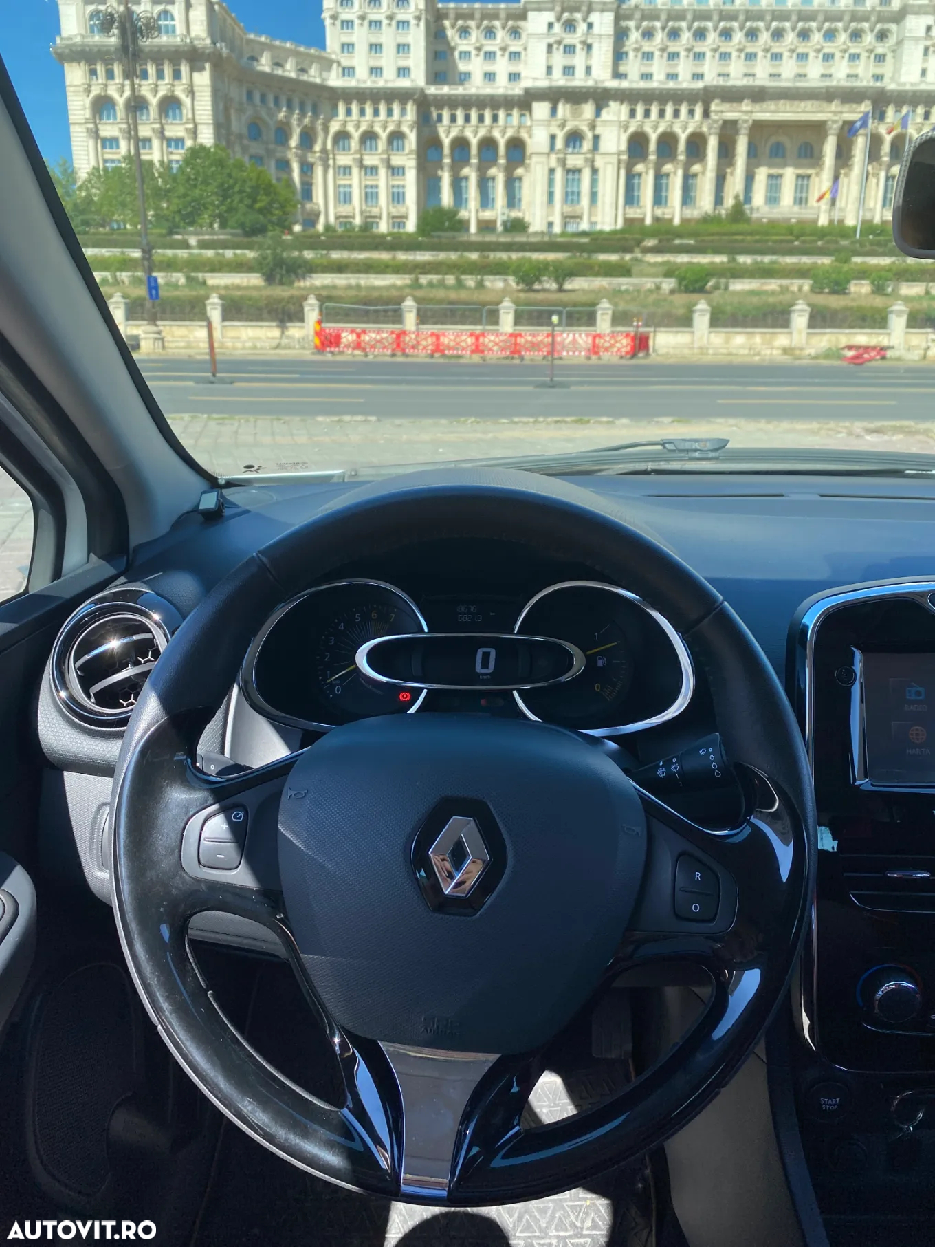 Renault Clio IV 1.2 16V Expression - 14
