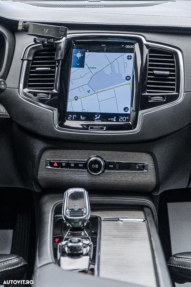 Volvo XC 90 T8 AWD Twin Engine Geartronic Inscription - 4