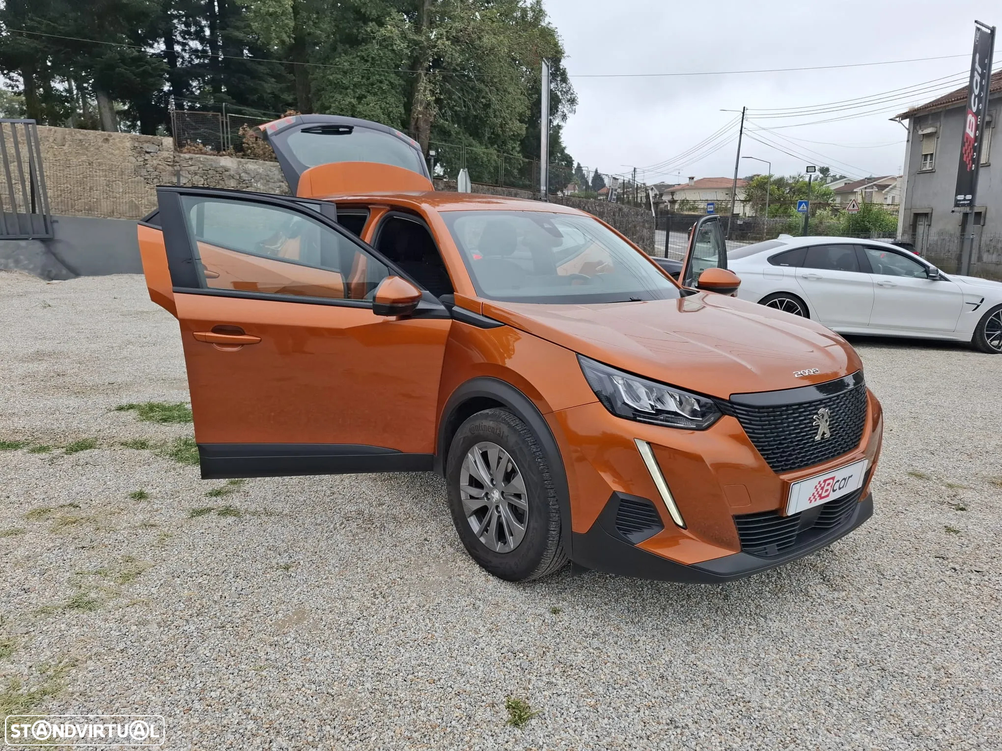 Peugeot 2008 1.2 PureTech Allure Pack - 17