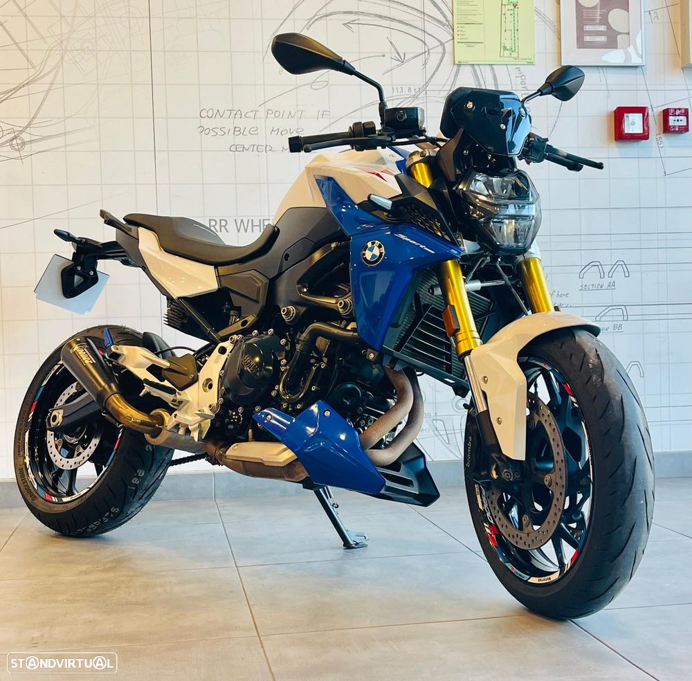 BMW F 900 R - 1