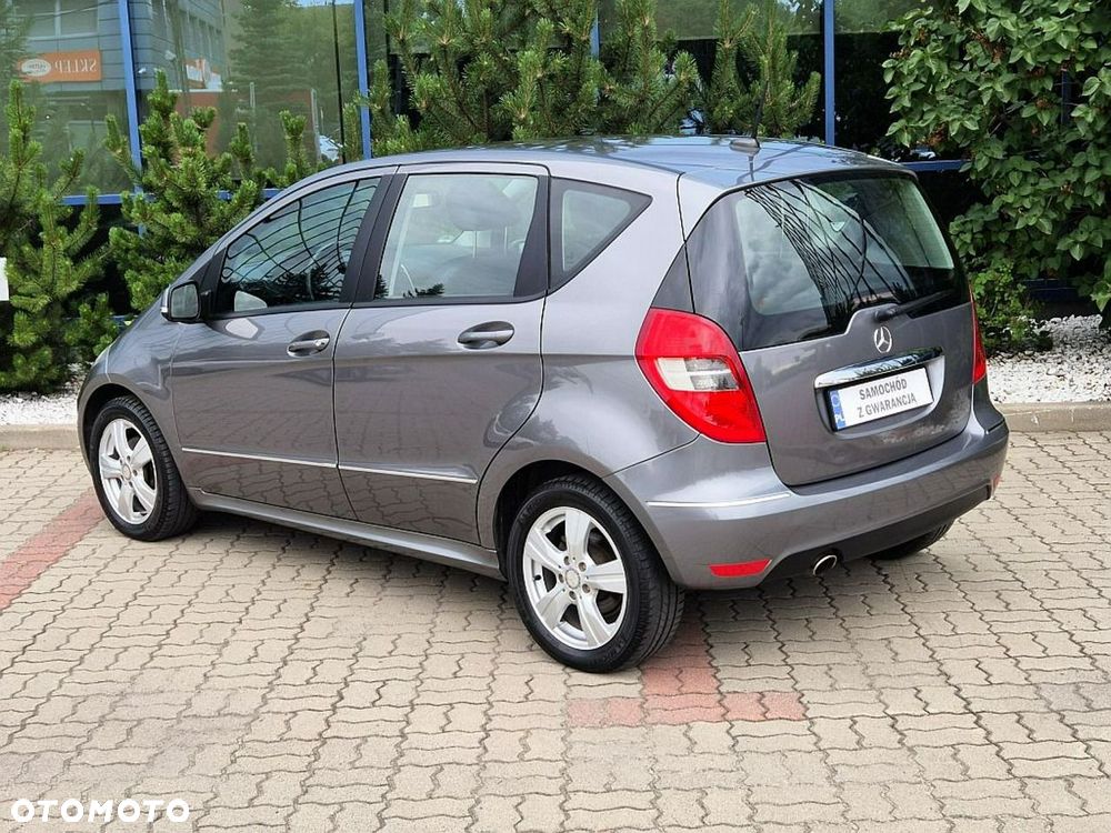 Mercedes-Benz Klasa A 180 BlueEFFICIENCY Avantgarde - 3