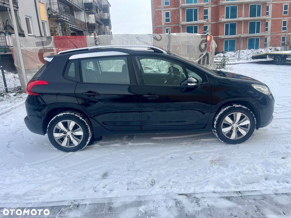 Peugeot 2008 1.2 Pure Tech Active S&S - 4