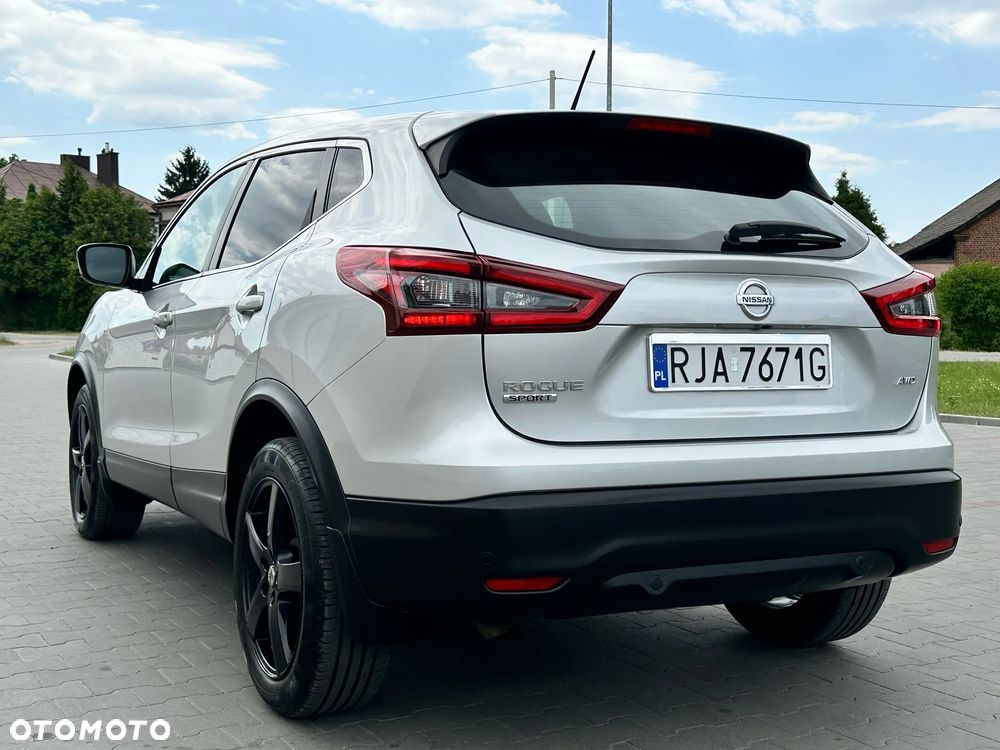 Nissan Rogue - 12