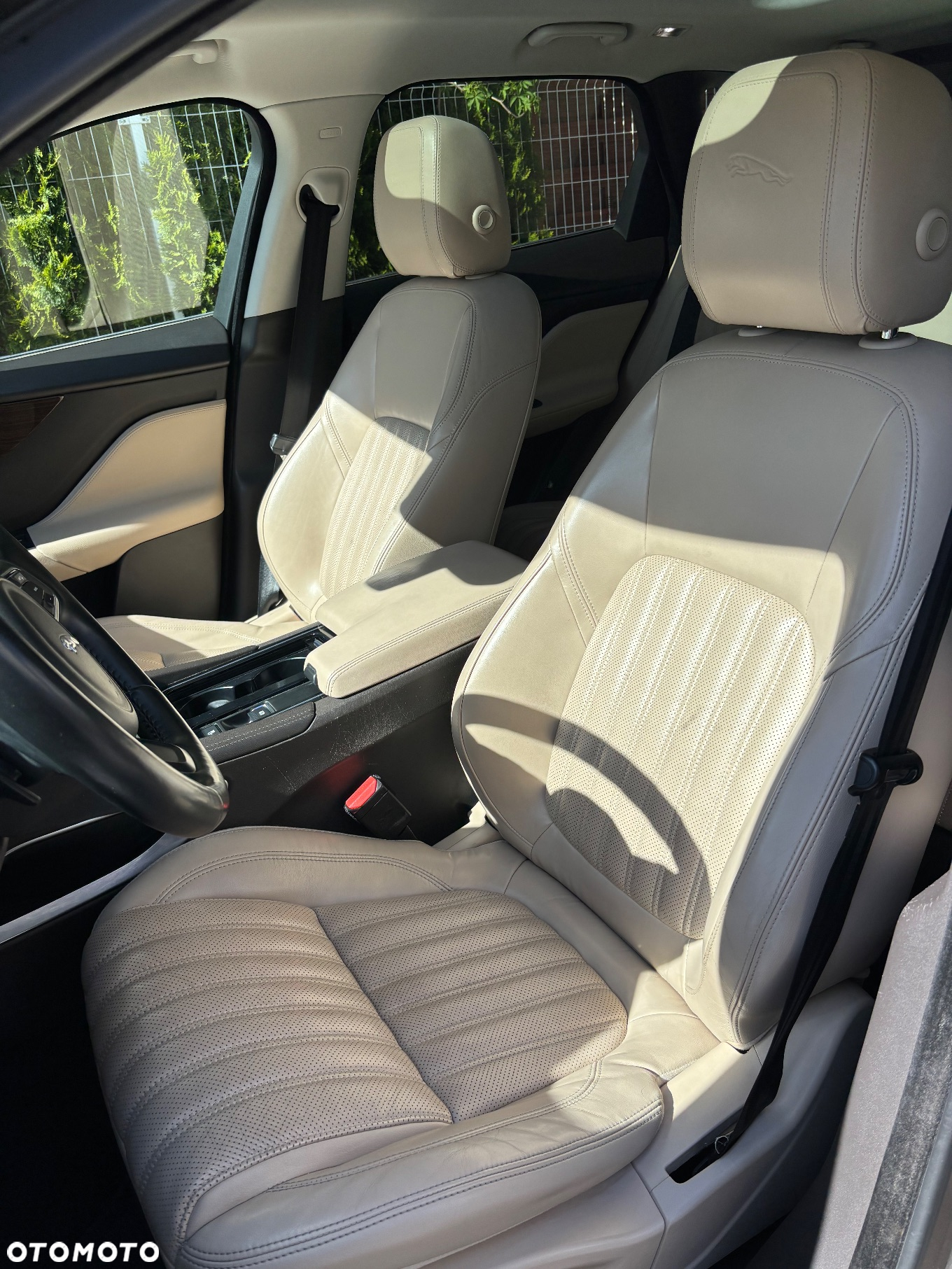 Jaguar F-Pace 2.0 i4D AWD Portfolio - 12