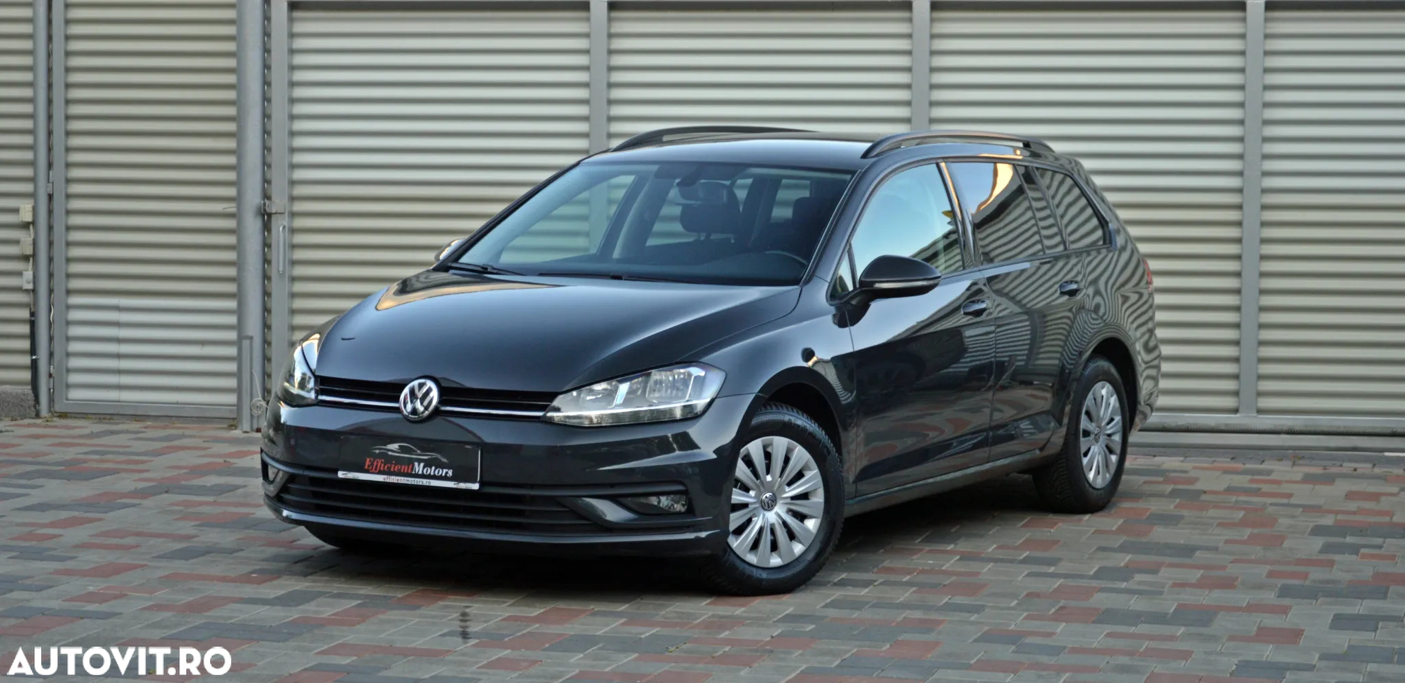 Volkswagen Golf 1.6 TDI Comfortline - 9