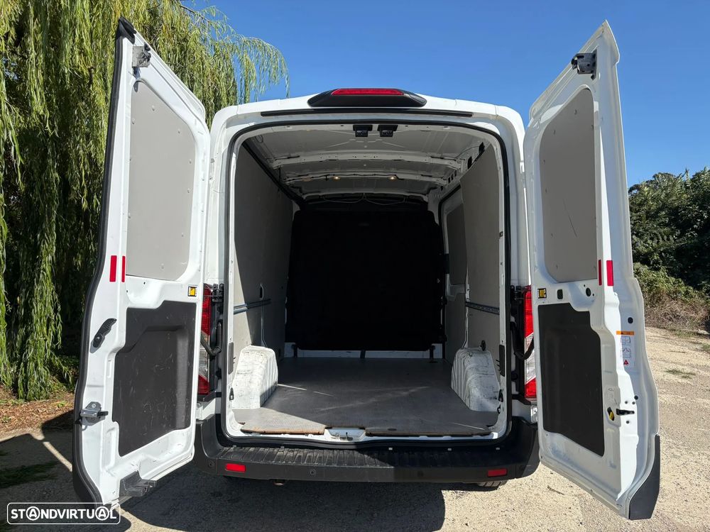 Ford TRANSIT VAN 350 L2 TREND - 21