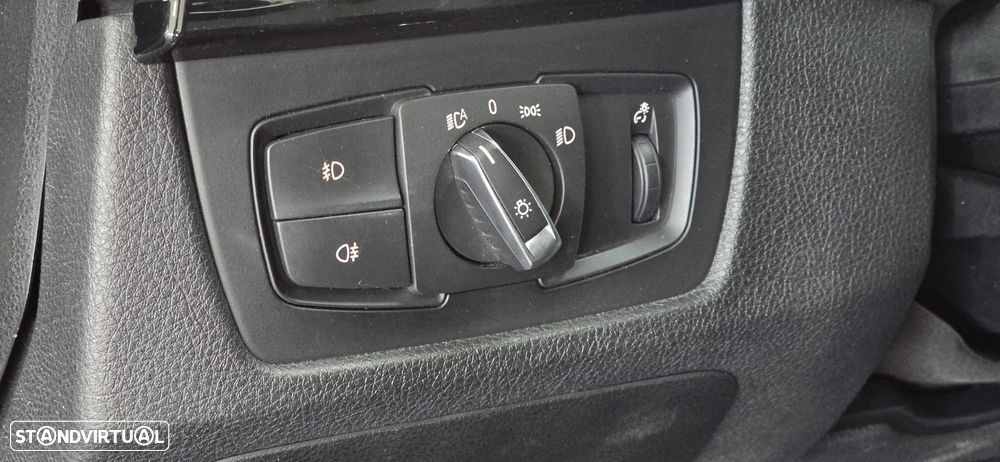 BMW 320 d Auto Pack M - 39