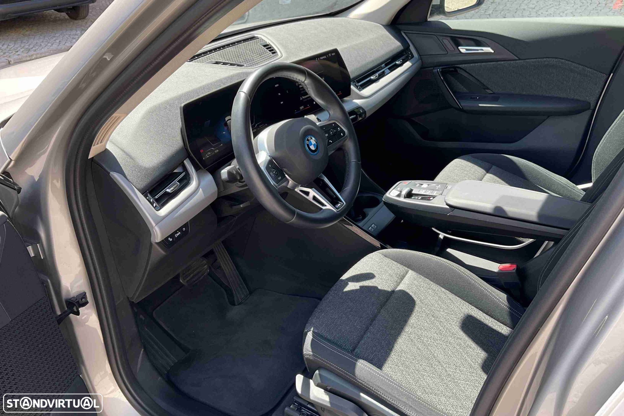 BMW X1 xDrive25e - 8