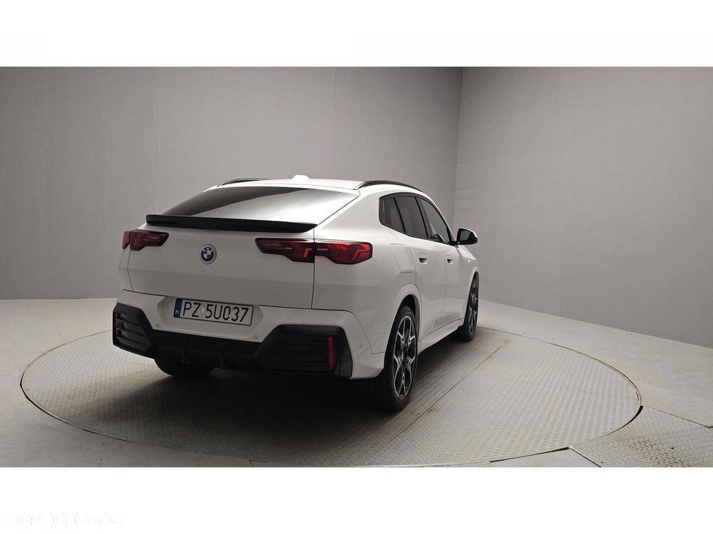 BMW X2 - 5