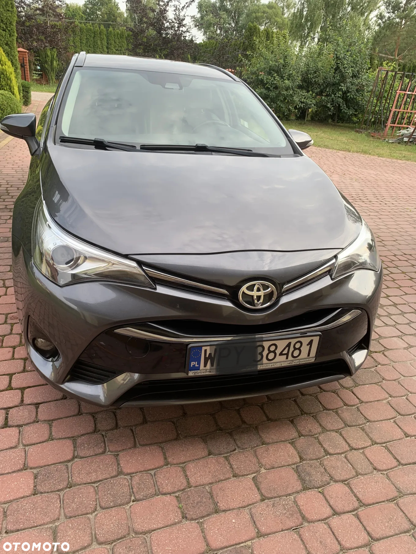 Toyota Avensis 1.8 Premium - 6