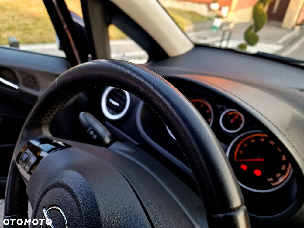 Opel Corsa 1.2 16V Cosmo - 18