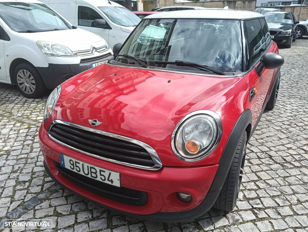 MINI 3 Portas One D - 9