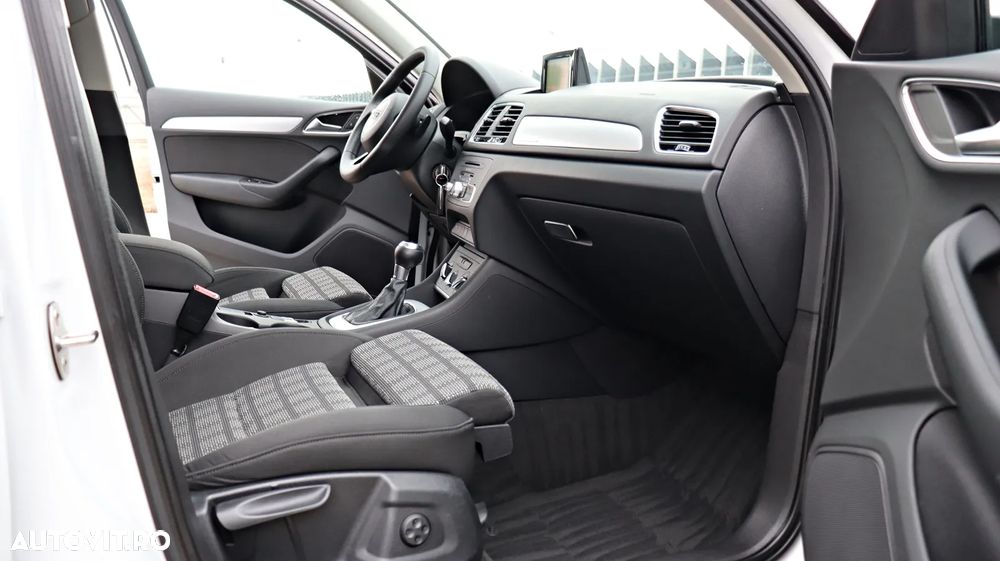 Audi Q3 2.0 TDI Quattro Stronic Sport - 15