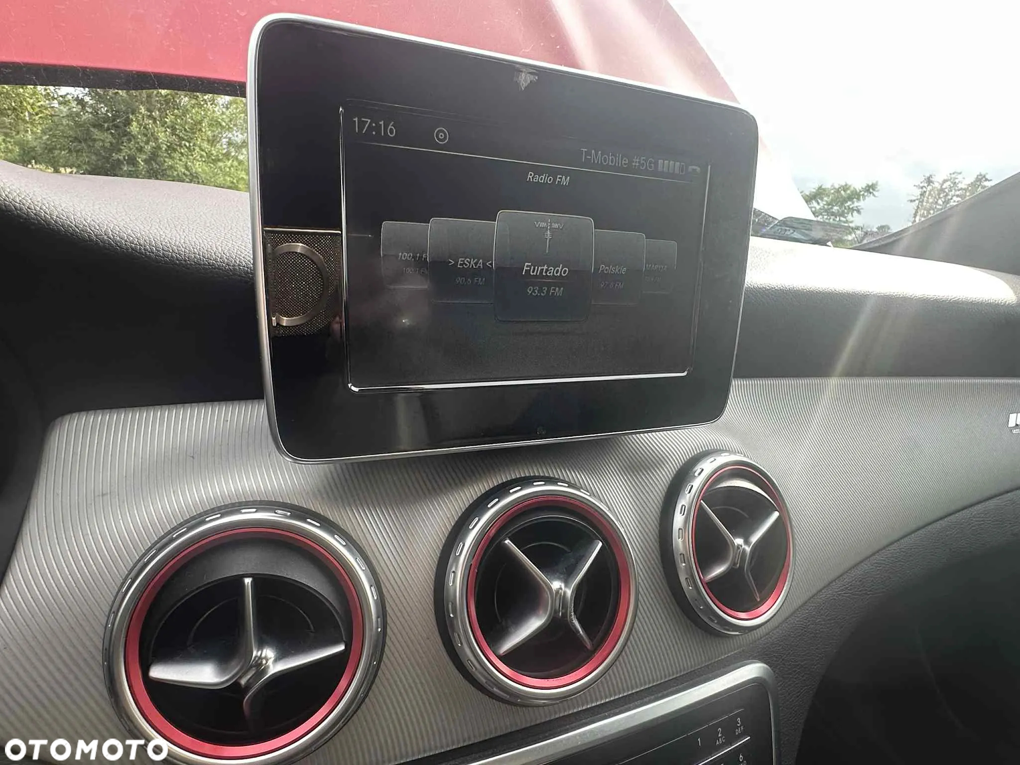 Mercedes-Benz GLA 250 7G-DCT - 34