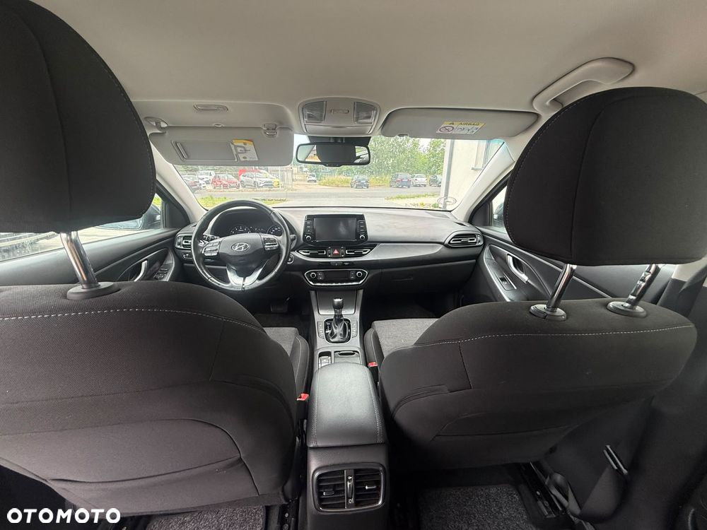 Hyundai i30 1.0 T-GDI Classic + DCT - 17