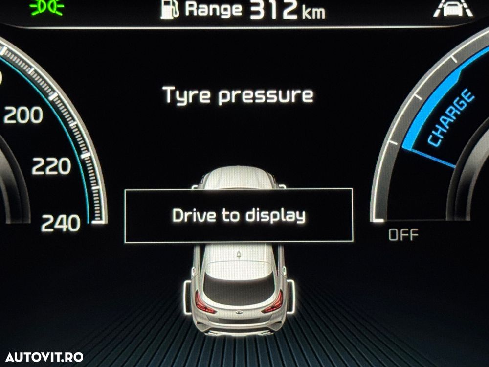 Kia XCeed - 27