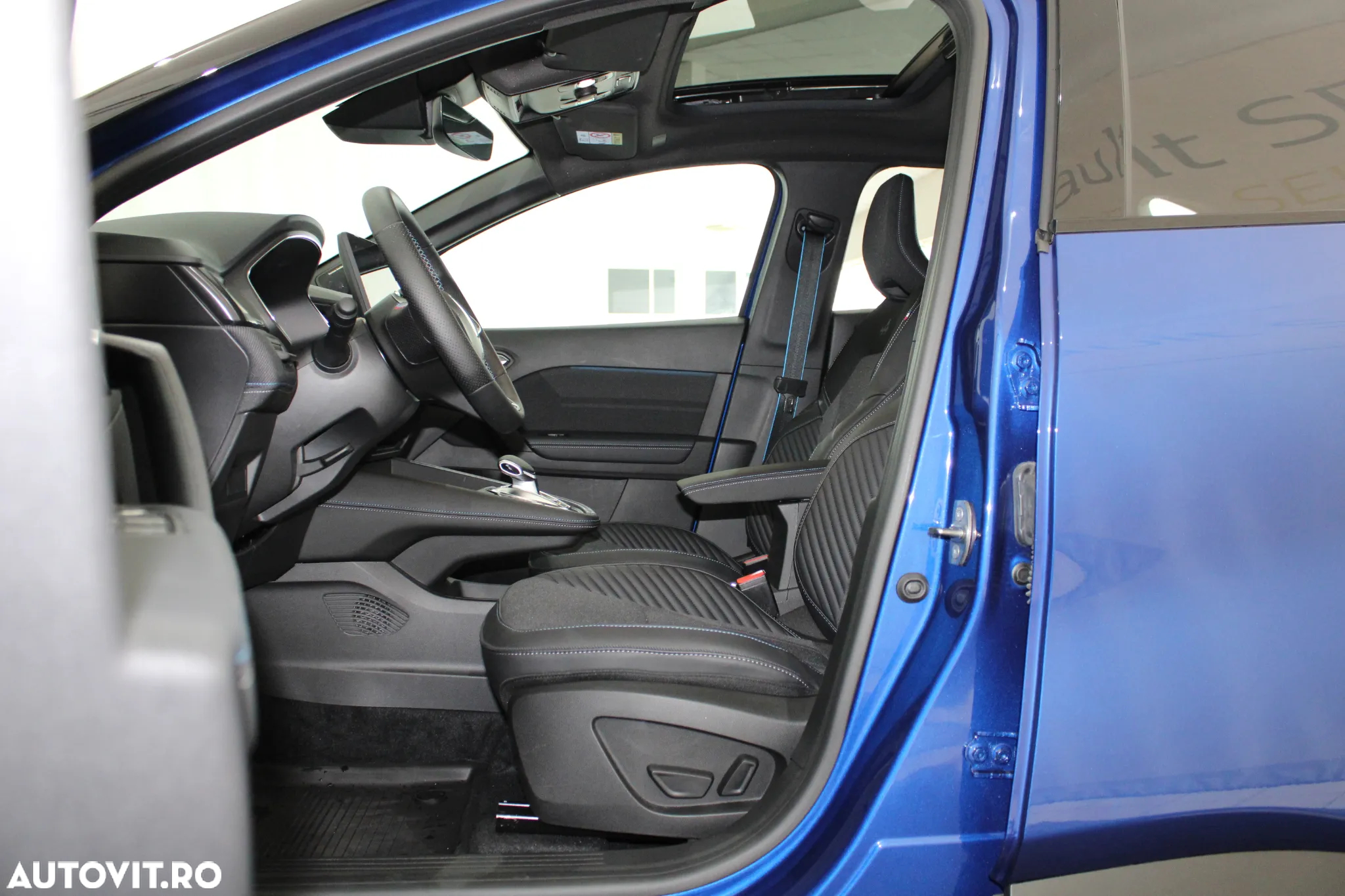 Renault Captur E-TECH Full Hybrid 145 Techno - 12