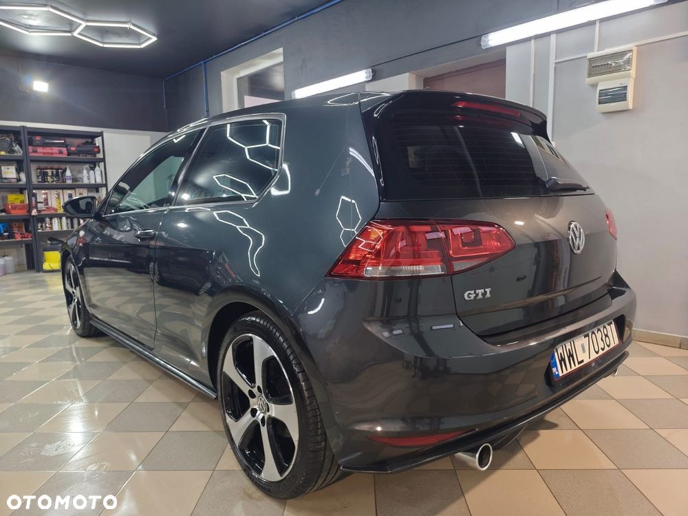 Volkswagen Golf GTI (BlueMotion Technology) DSG - 6