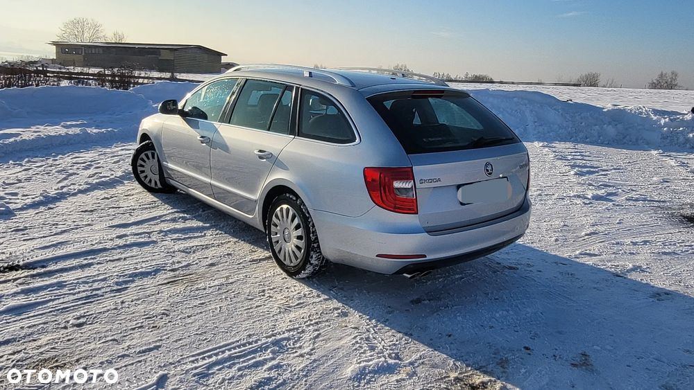 Skoda Superb 2.0 TDI Ambition - 7