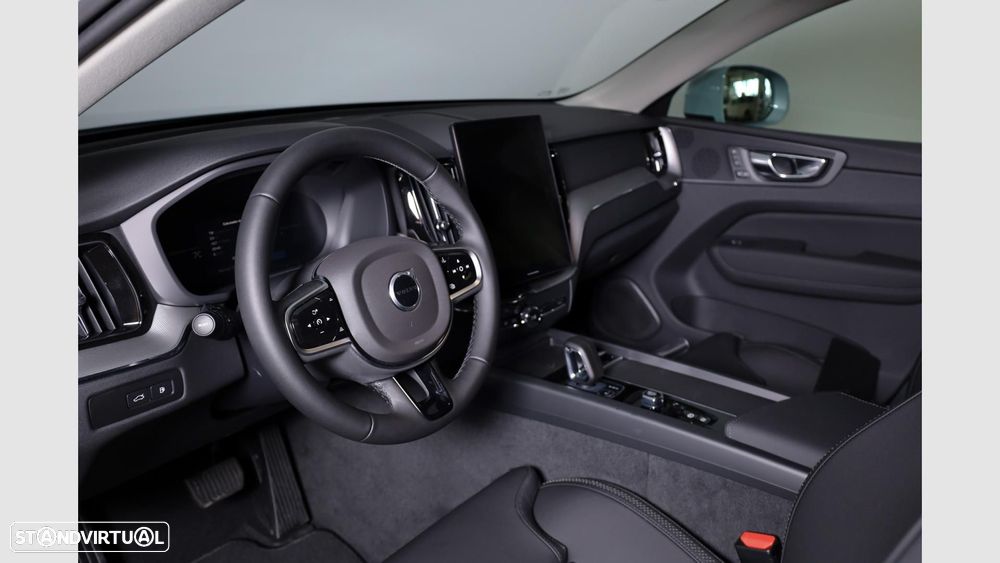 Volvo XC 60 2.0 T6 PHEV Core AWD - 10