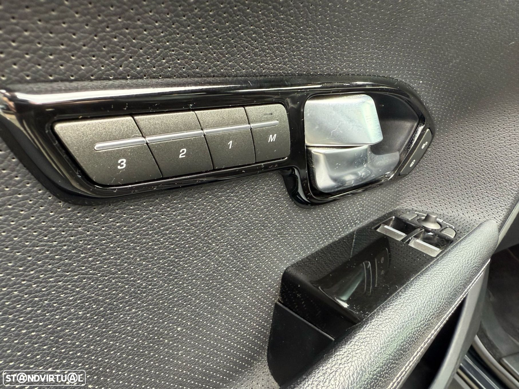 Land Rover Range Rover Evoque 2.2 SD4 Dynamic - 29