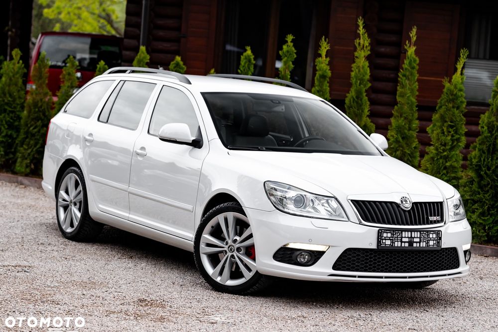 Skoda Octavia 2.0 TDI RS DSG - 5