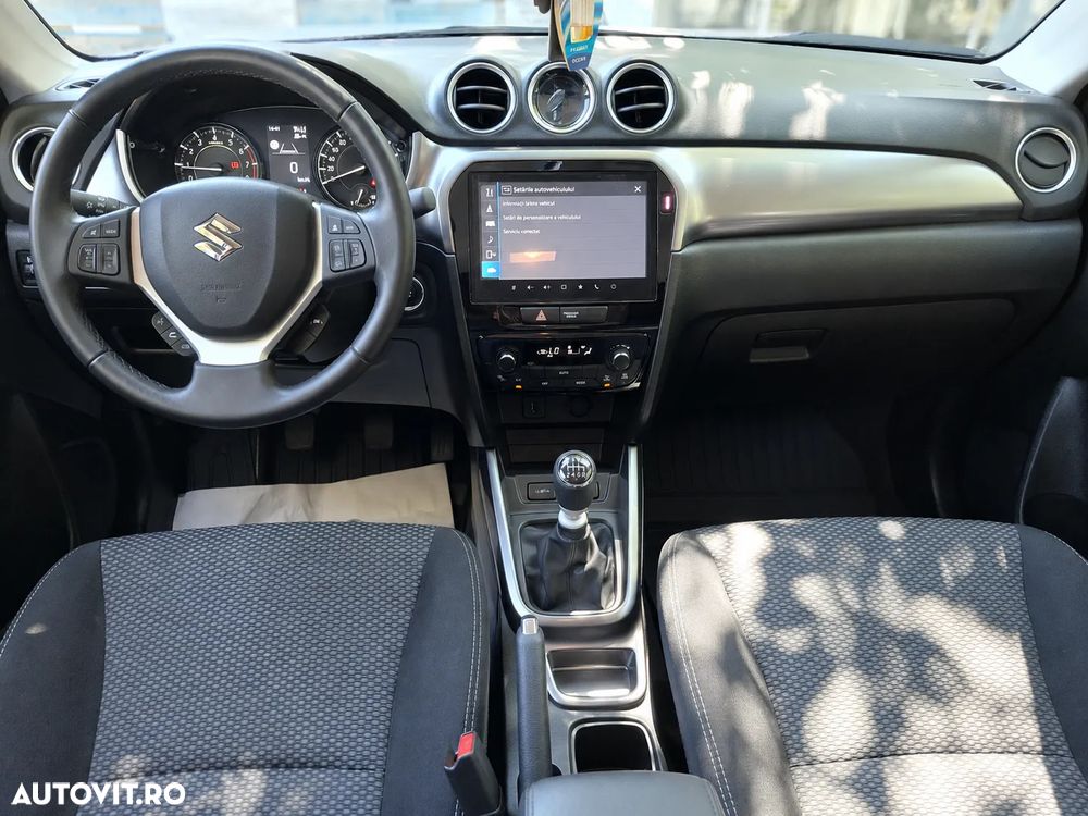 Suzuki Vitara 1.4 Boosterjet MHEV Passion - 4