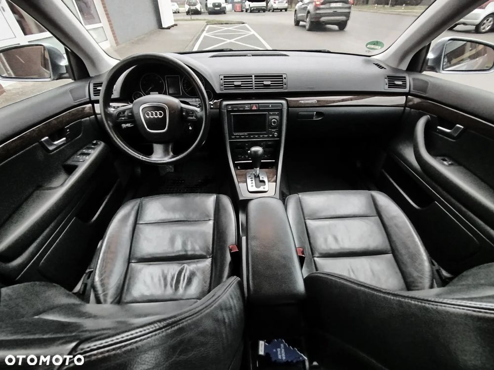 Audi A4 Avant 3.2 FSI Quattro Tiptr - 26