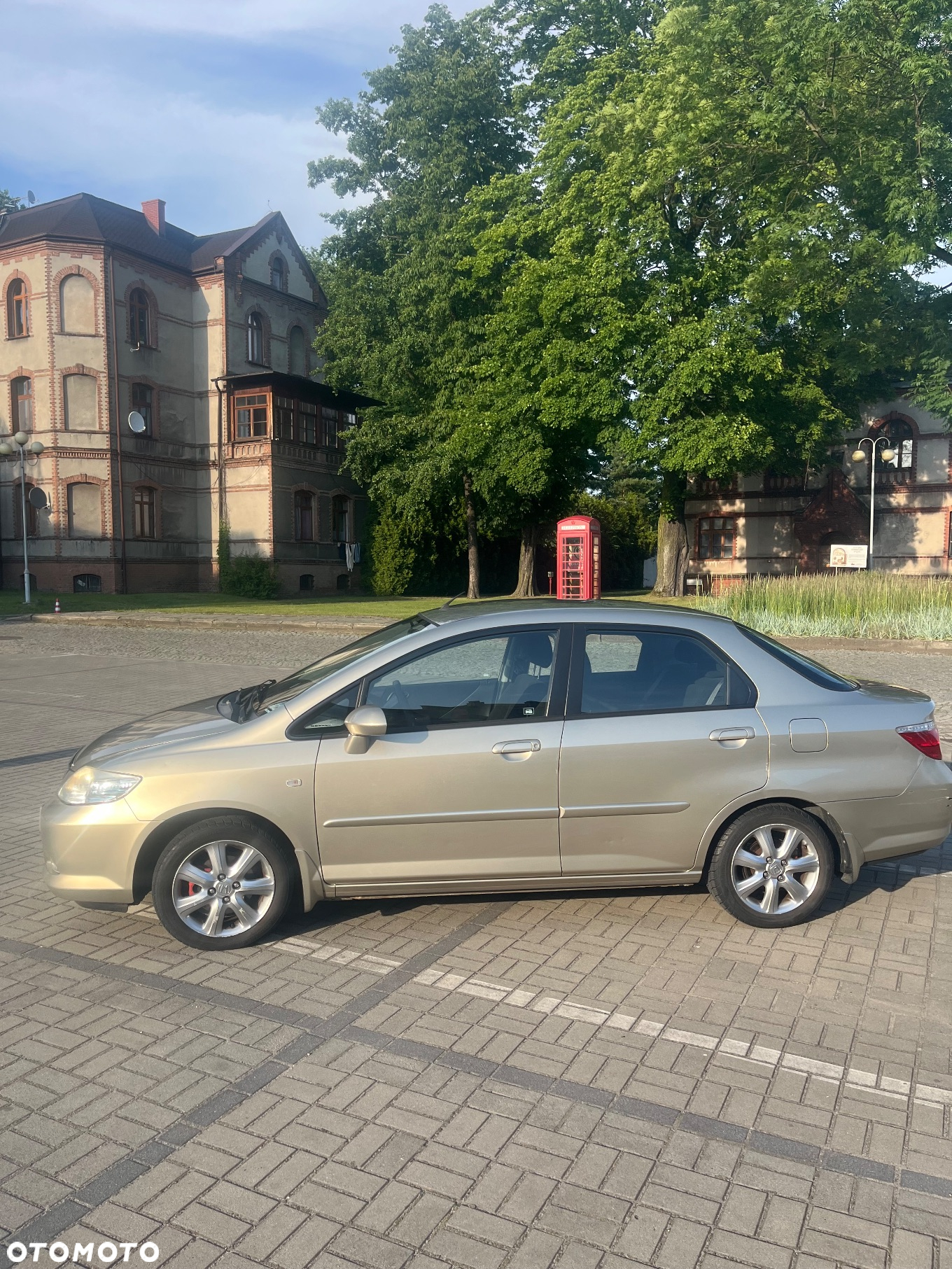 Honda City 1.4 Comfort - 2
