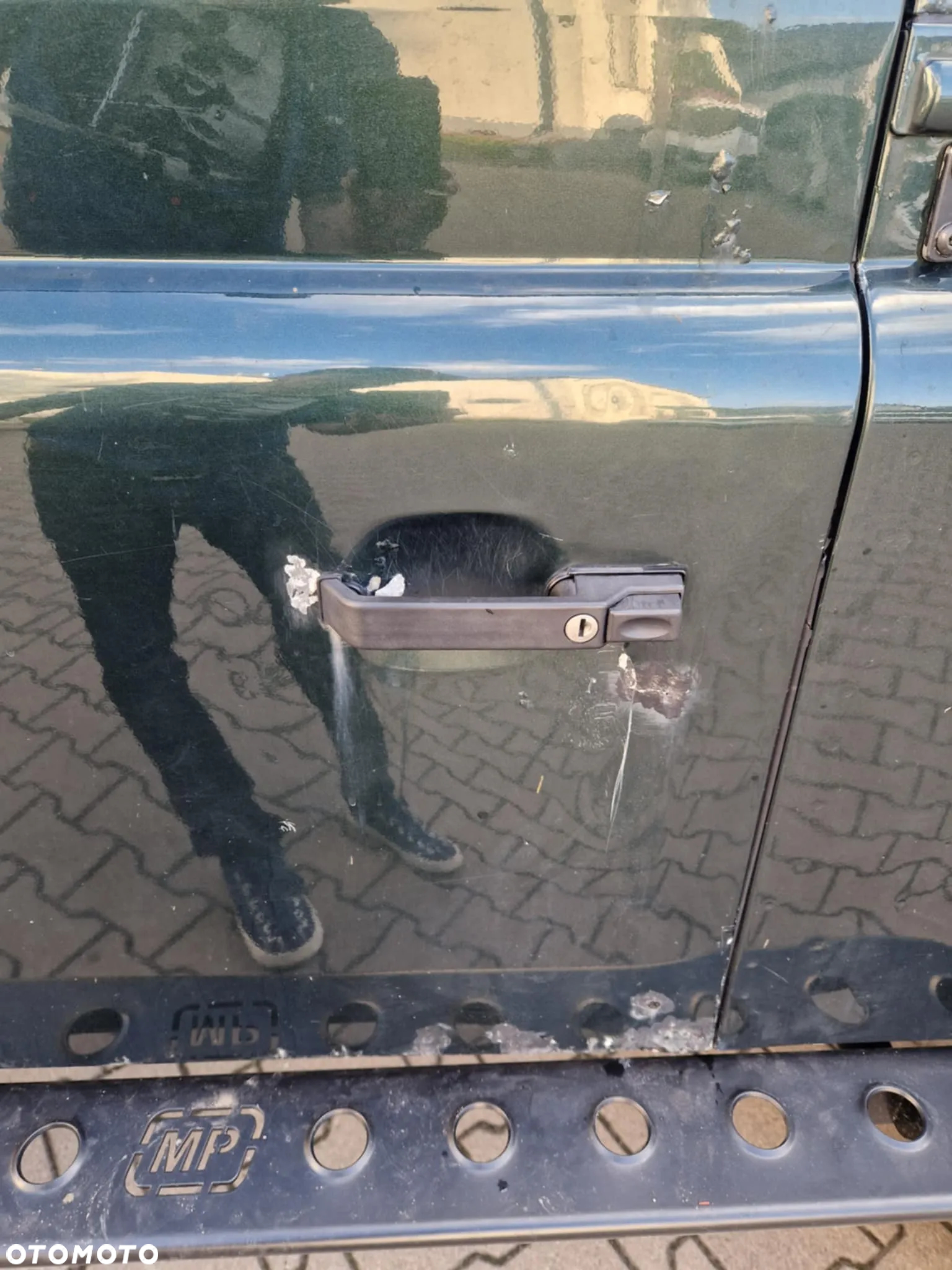 Land Rover Defender 90 2.5 TDI - 15