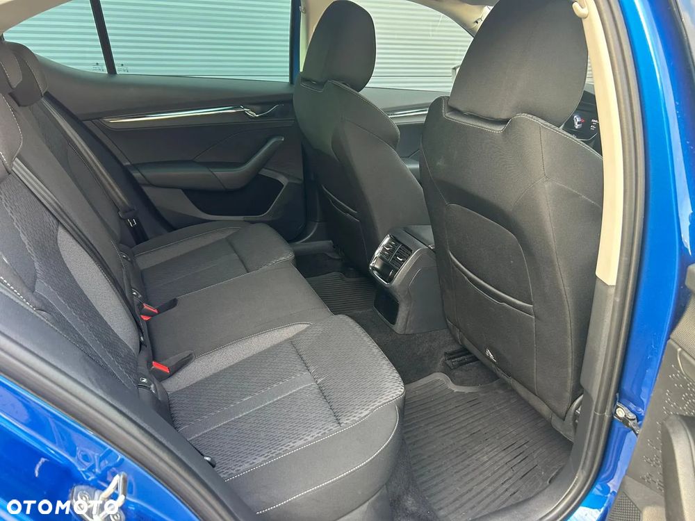 Skoda Octavia 2.0 TDI Style DSG - 16