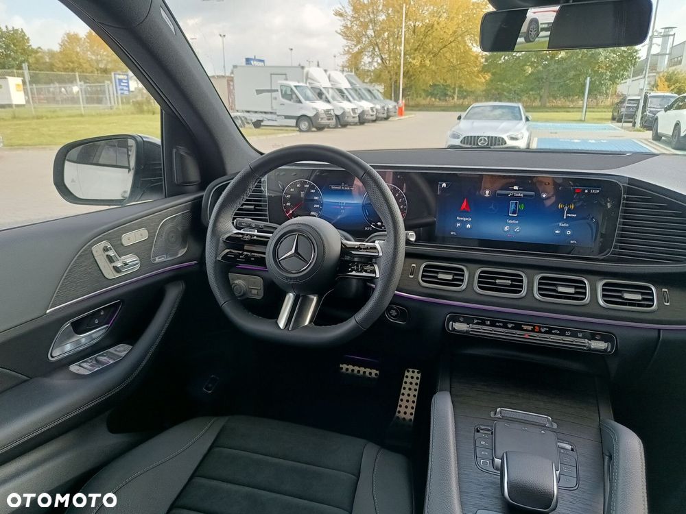 Mercedes-Benz GLE - 12