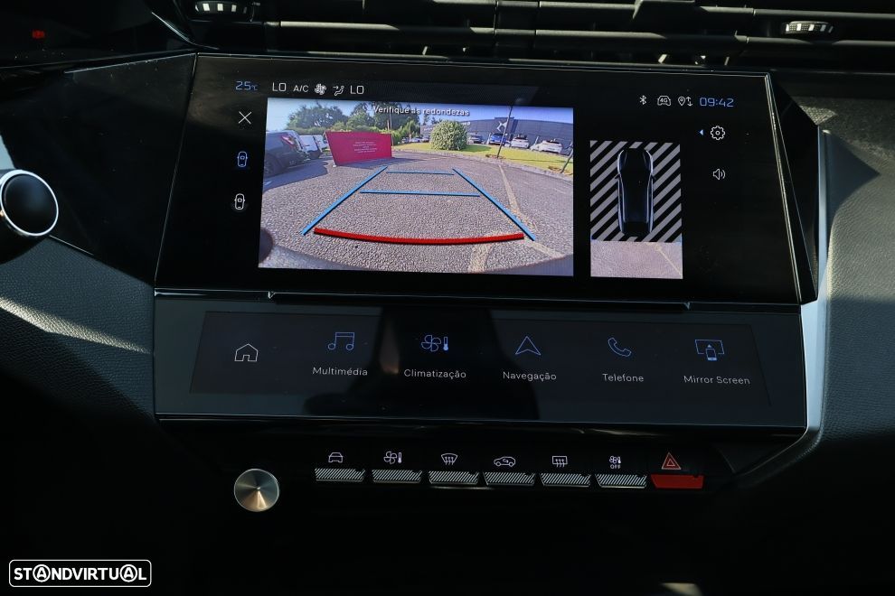 Peugeot 408 1.2 Hybrid Allure e-DCS6 - 8