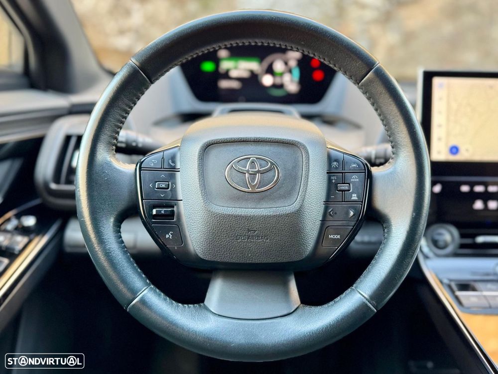 Toyota bZ4X 71,4 kWh Premium AWD - 39