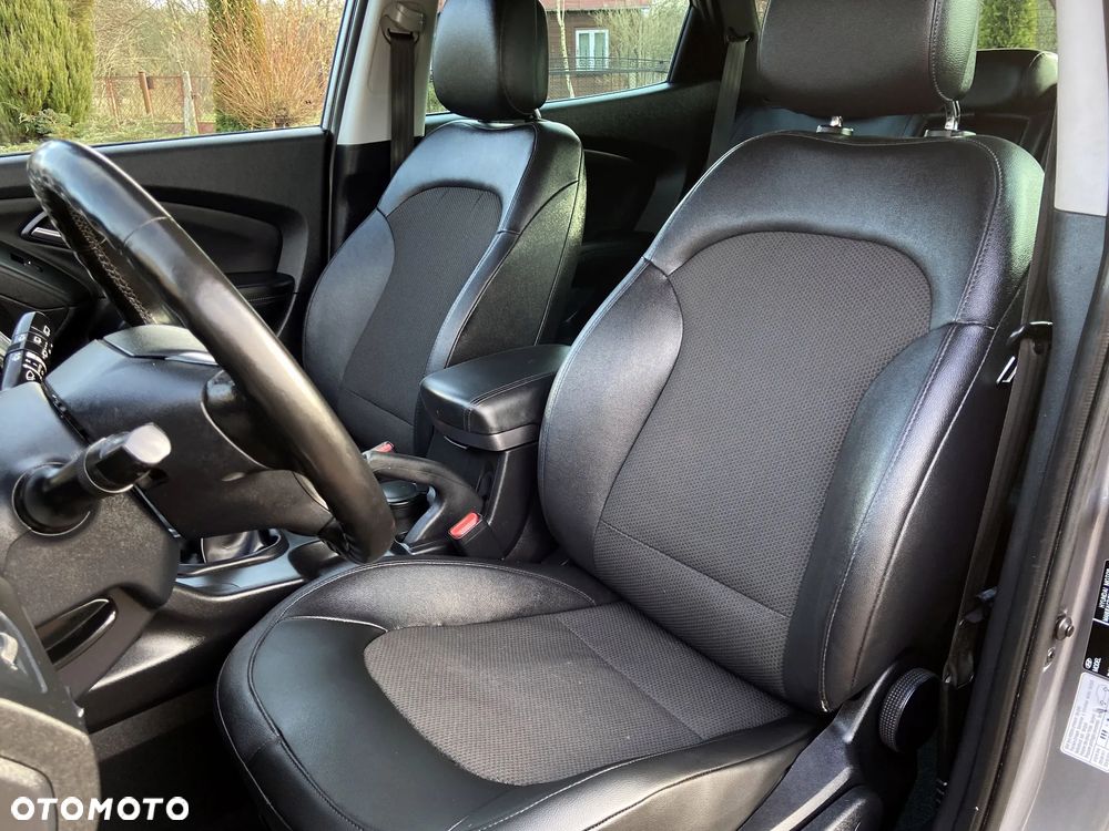 Hyundai ix35 1.7 CRDi Premium 2WD - 25