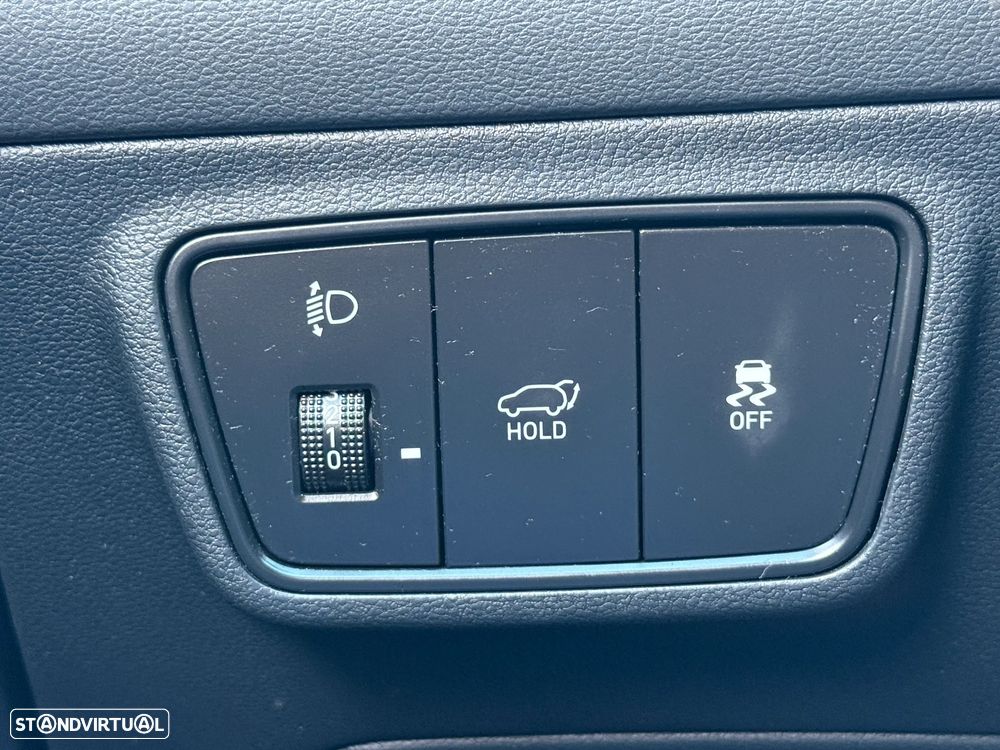 Hyundai Tucson 1.6 CRDi Vanguard DCT - 30