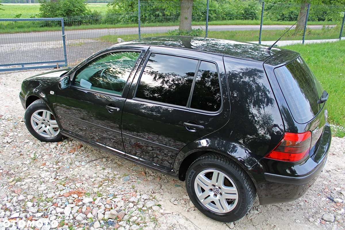 Volkswagen Golf - 39