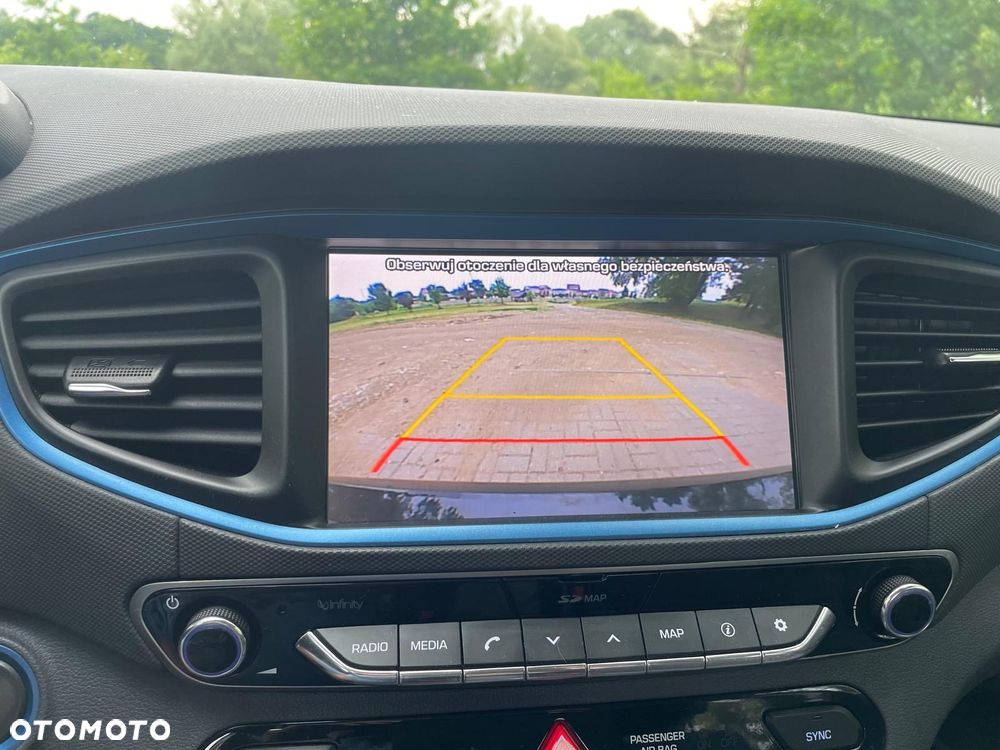 Hyundai IONIQ Hybrid Premium - 15