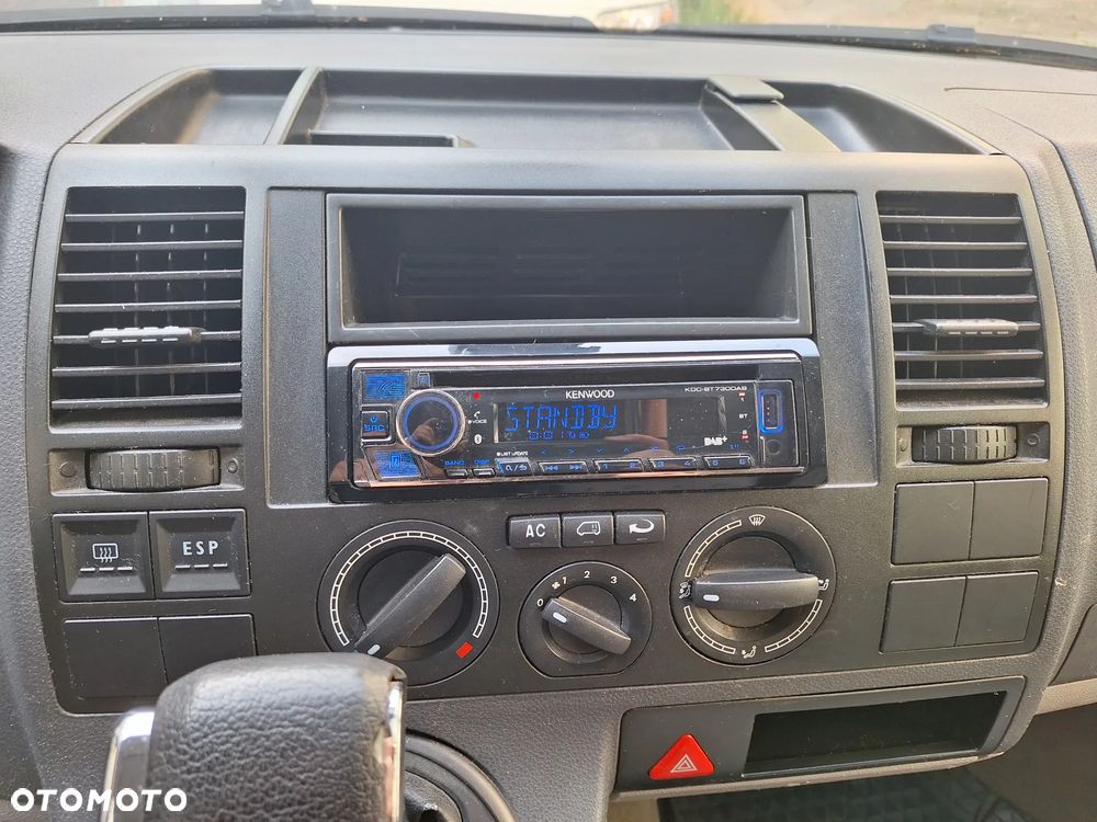 Volkswagen Transporter - 16