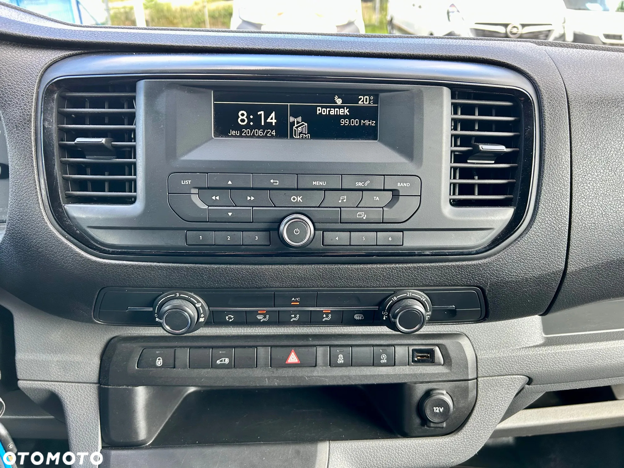 Opel Vivaro - 14