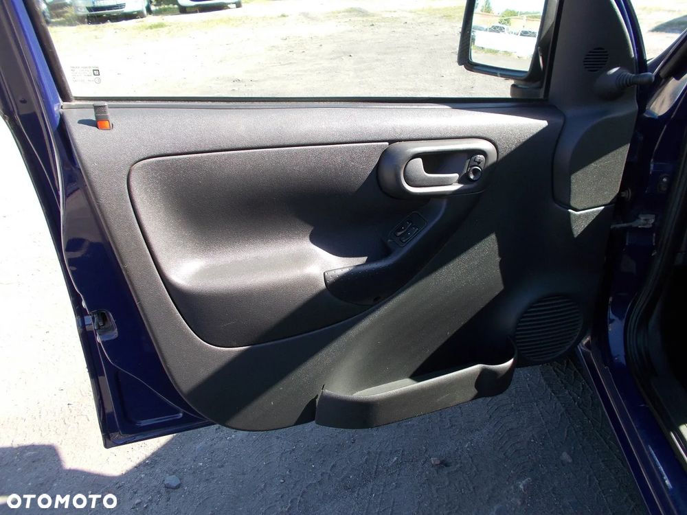 Opel Combo - 23