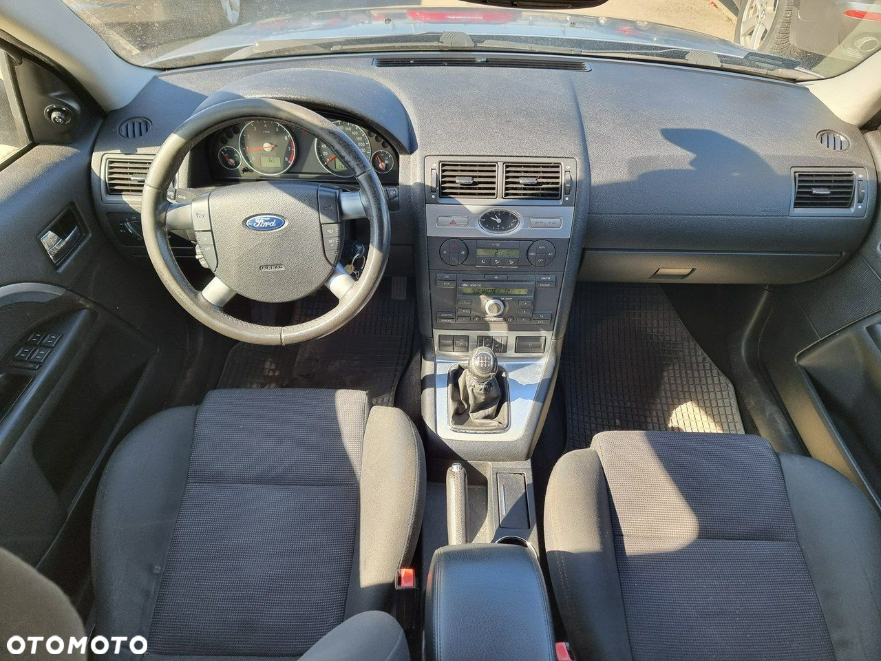 Ford Mondeo - 13