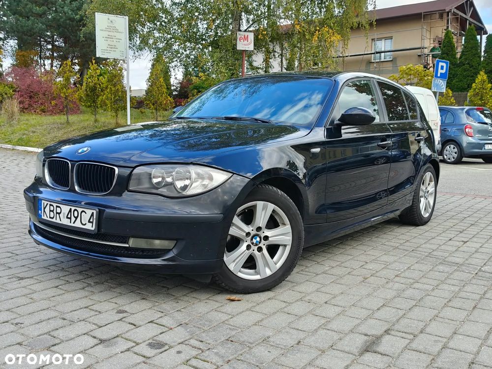 BMW 1 Series 2009 photo 3