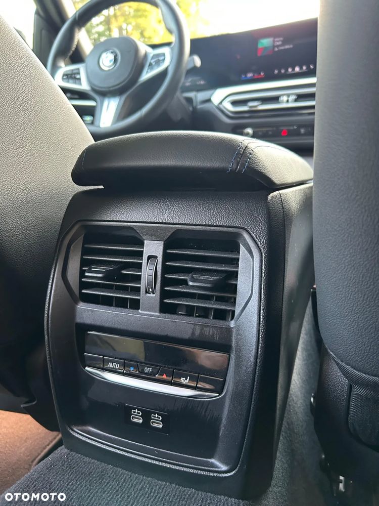 BMW i4 83.9kWh eDrive 40 M Sport - 16