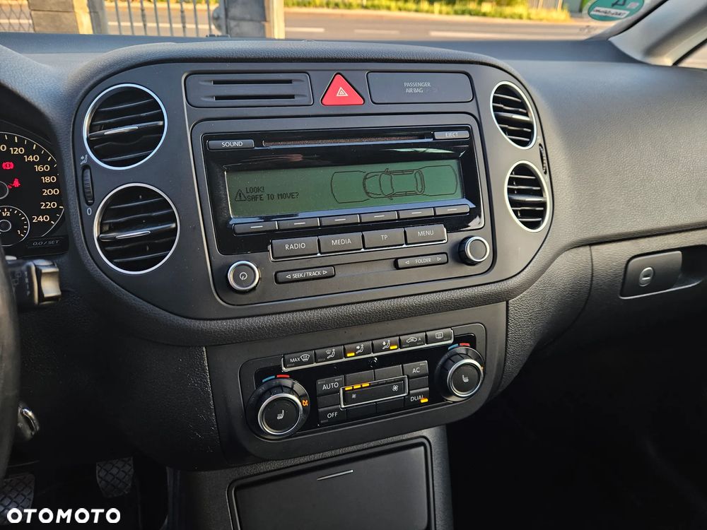 Volkswagen Golf Plus 1.6 TDI DPF Team - 12