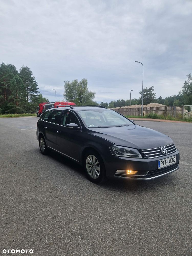 Volkswagen Passat 1.6 TDI Comfortline - 2