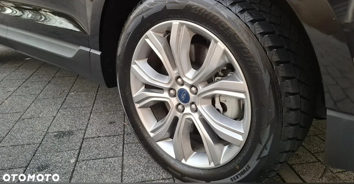 Ford Edge - 11